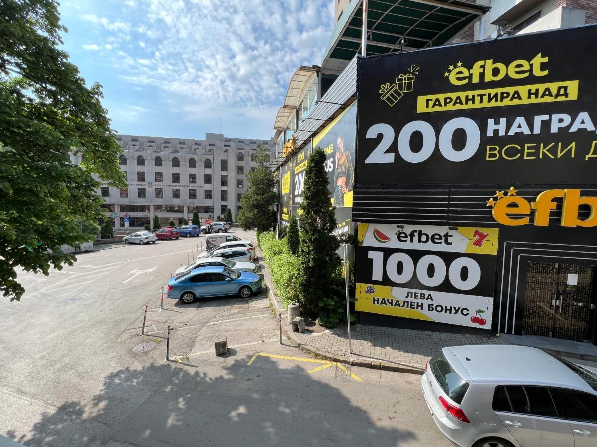 Top Center Apartment In Veliko Tarnovo Eksteriør billede